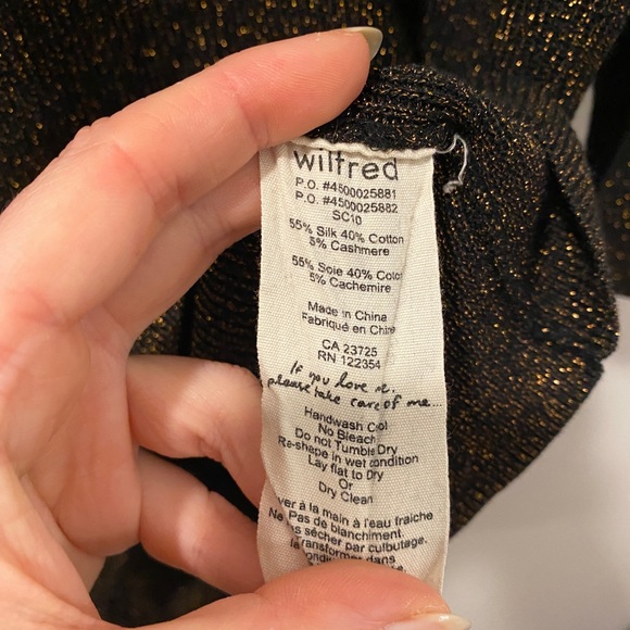 Wilfred Black & Gold Sweater - Picture 5 of 5